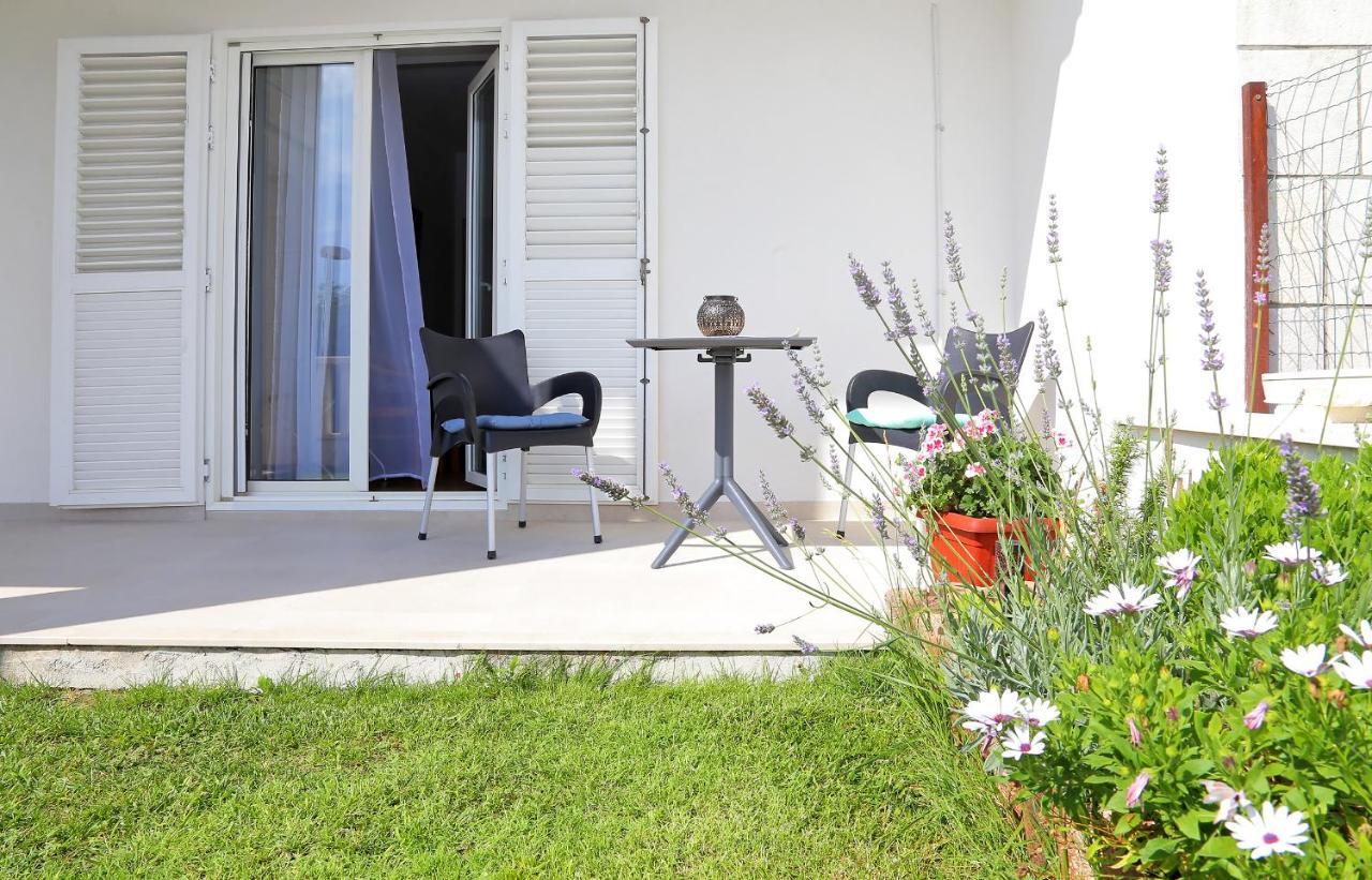 Apartmani Krmek Mlini Exterior foto